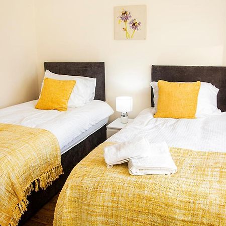 Cosy 3-Bed Home Close To City Centre Манчестер Экстерьер фото