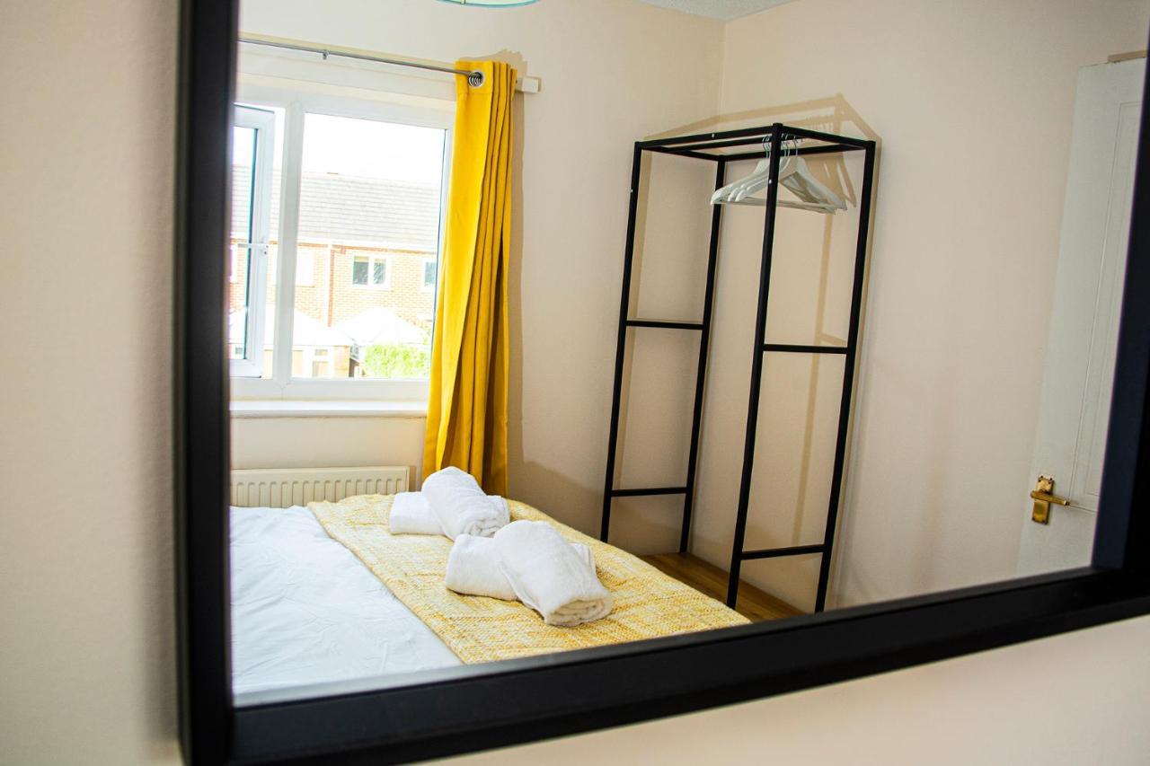 Cosy 3-Bed Home Close To City Centre Манчестер Экстерьер фото